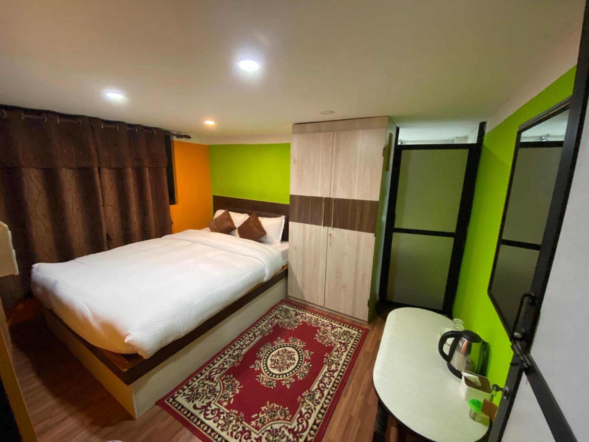Chareli Resort Nagarkot Exteriör bild