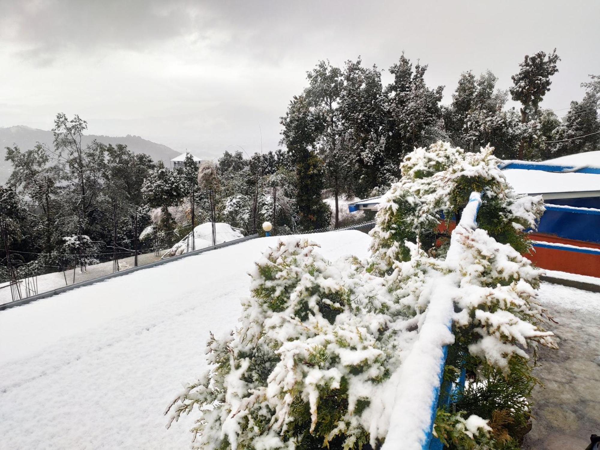 Chareli Resort Nagarkot Exteriör bild