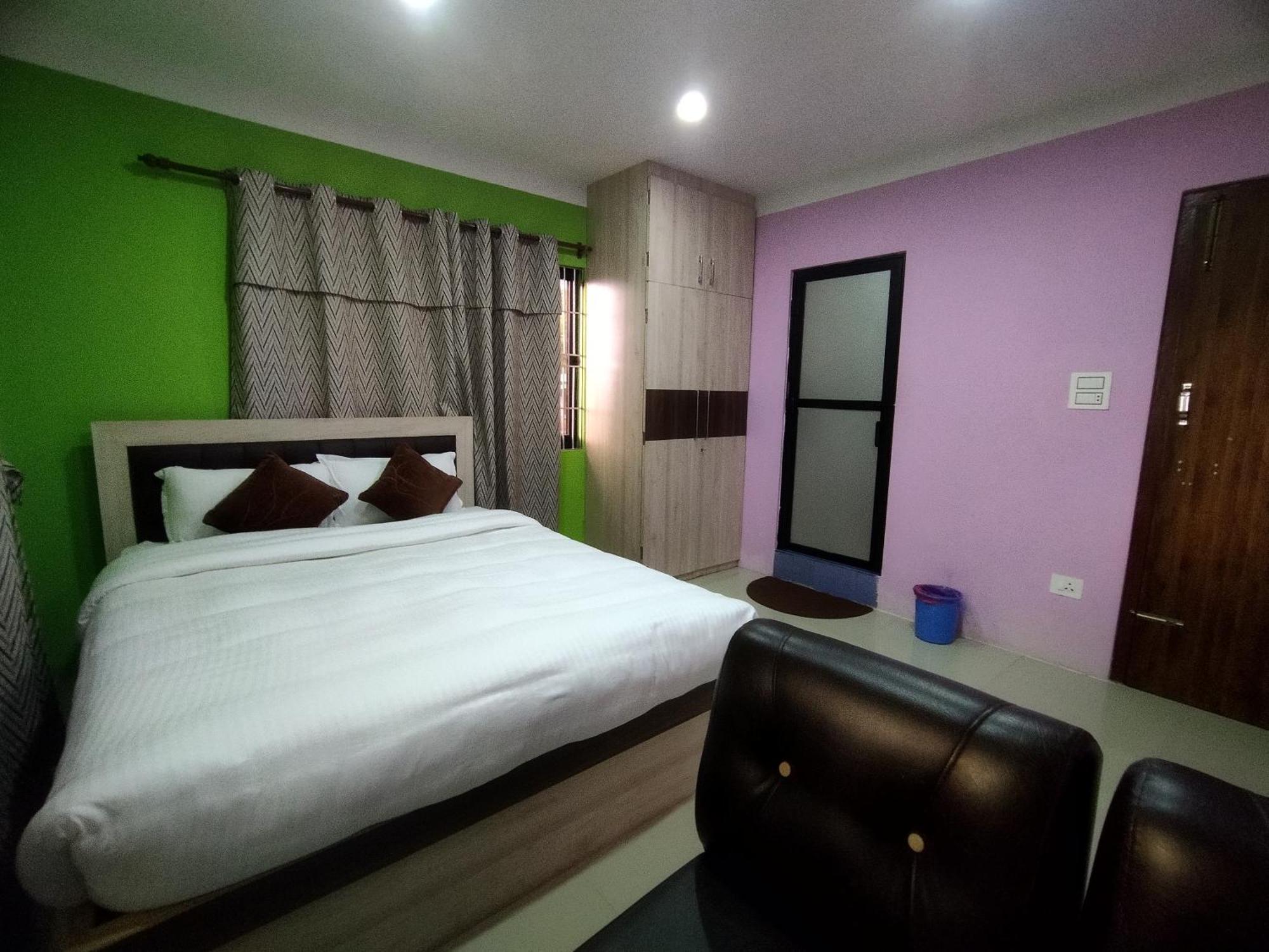 Chareli Resort Nagarkot Exteriör bild