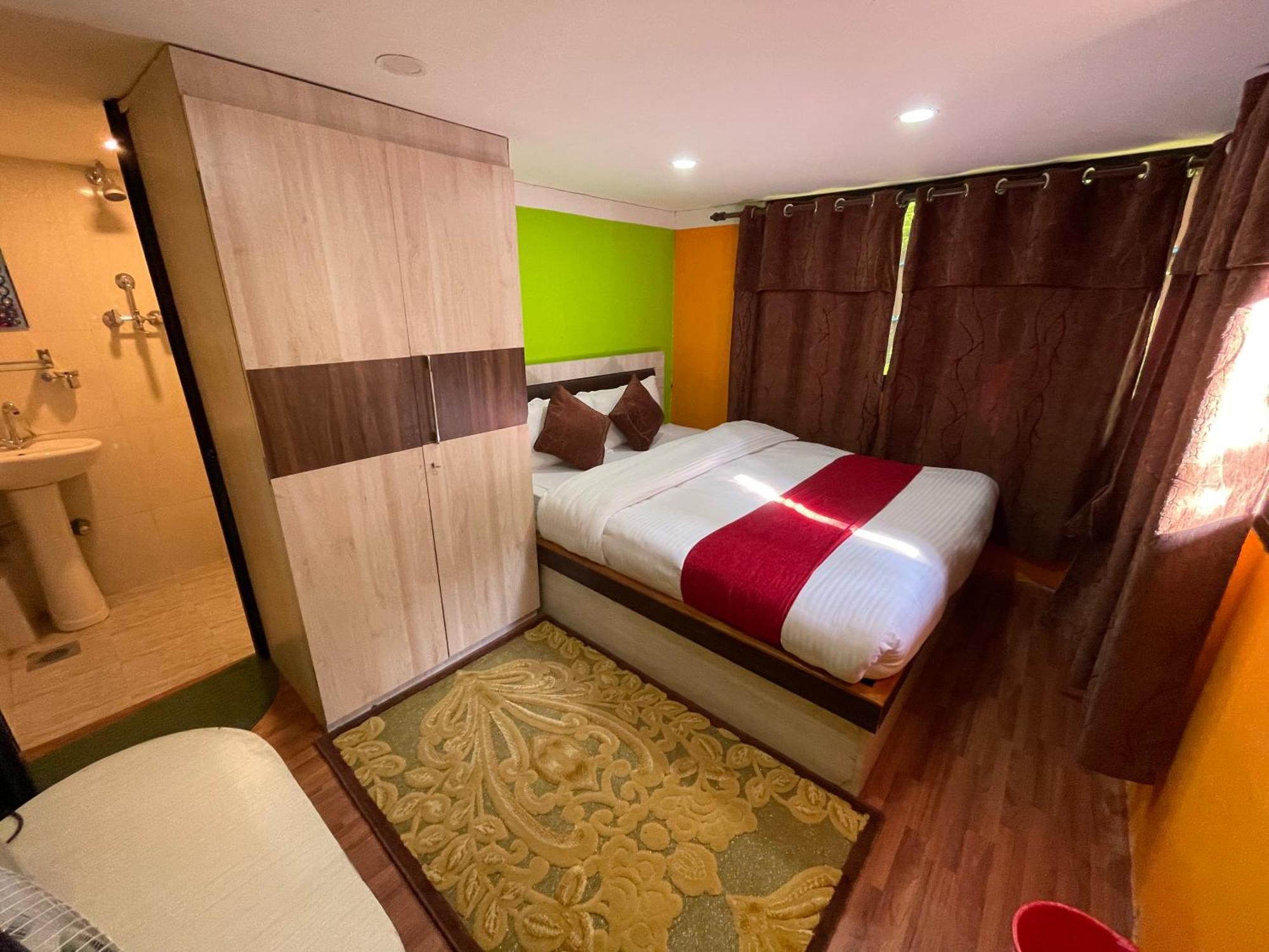 Chareli Resort Nagarkot Exteriör bild