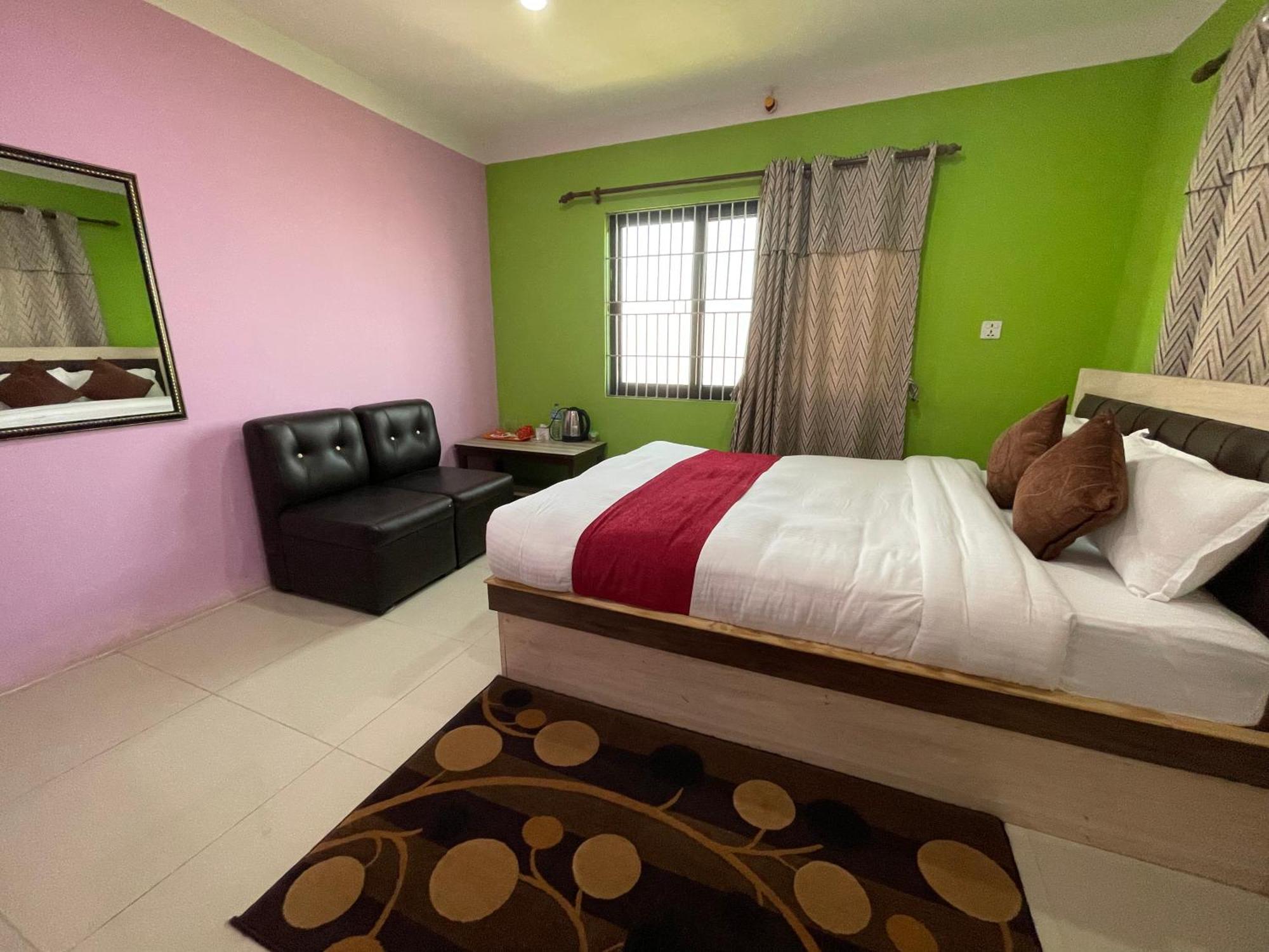 Chareli Resort Nagarkot Exteriör bild